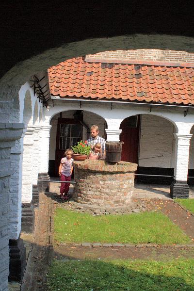 belg7394.JPG - Béguinage of Brugges