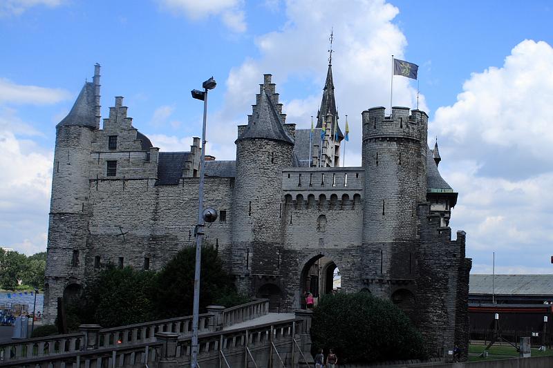 belg7457.JPG - Antwerp, Steen Castle