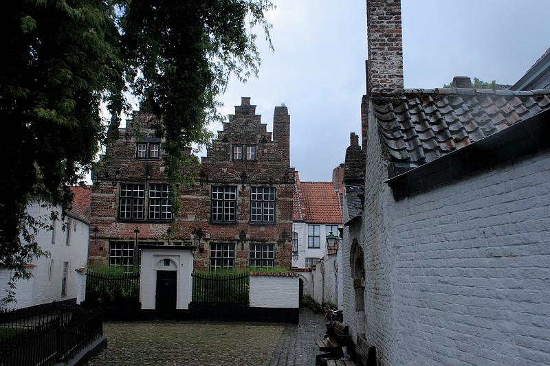 belg7488.JPG - Kortrijk, Béguinage