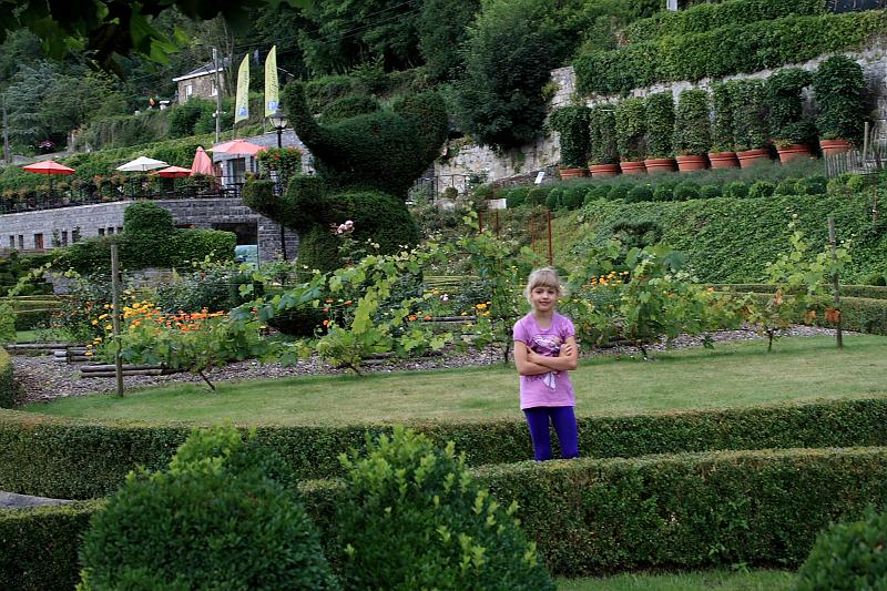 belg7584.JPG - A topiary garden in Durbuy