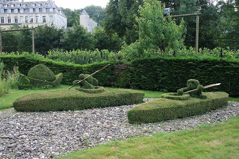 belg7585.JPG - A topiary garden in Durbuy