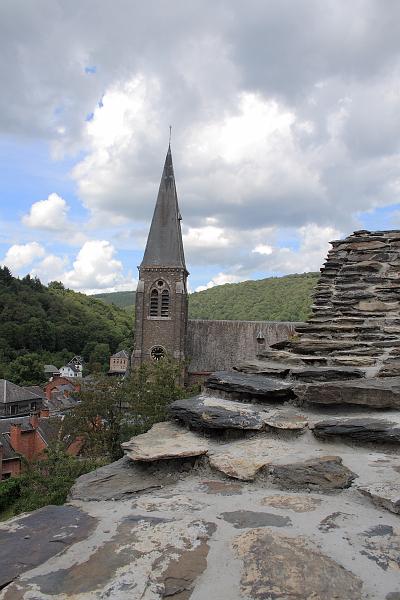 belg7601.JPG - Castle in La Roche-en-Ardenne