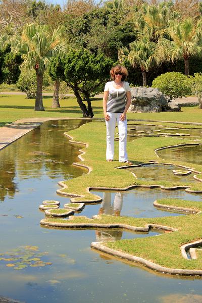 bermuda00418.JPG - Map of Bermuda in the Palm Grove Park