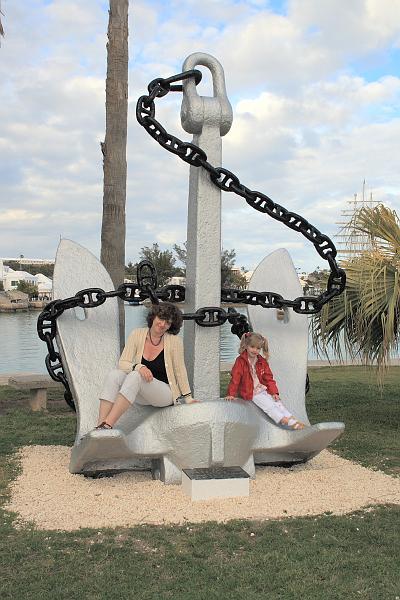 bermuda0113.JPG - Somers Wharf in St. George