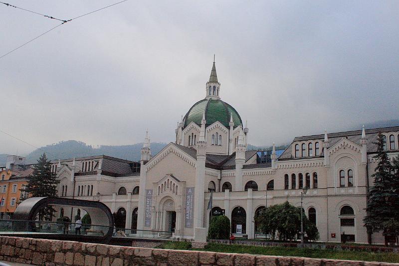 bosnia8387.JPG - Sarajevo