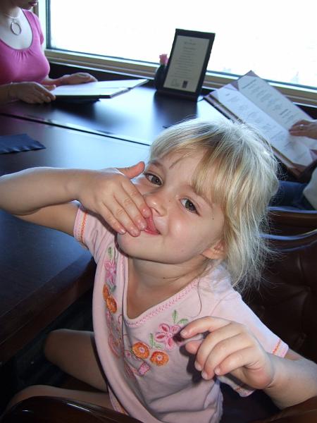 DSCF0434.jpg - Boston, restaurant in "Prudential"