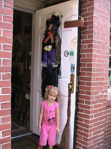 IMG_2372.jpg - Salem