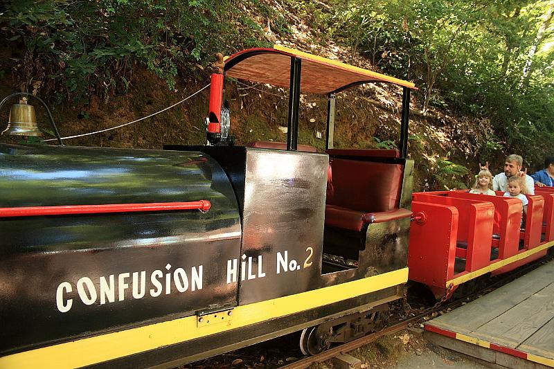 cal3734.JPG - Confusion Hill in Piercy