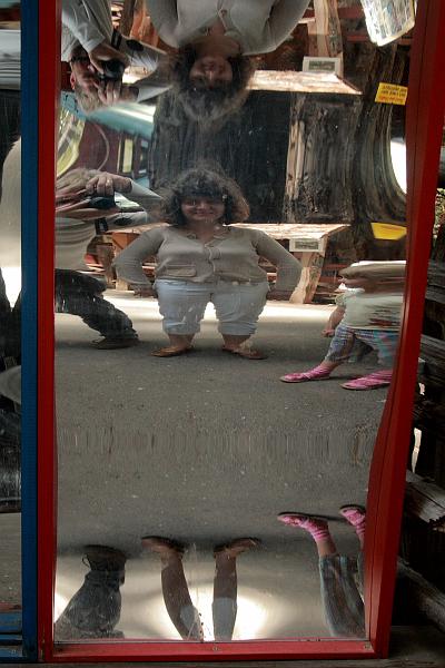 cal3741.JPG - Fun Mirrors