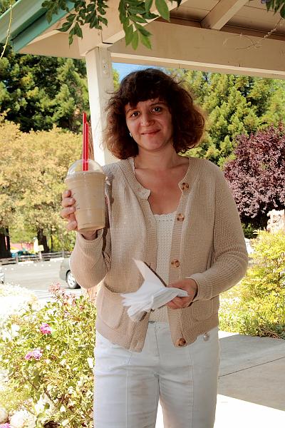 cal3748.JPG - In the garden near Grandfather tree