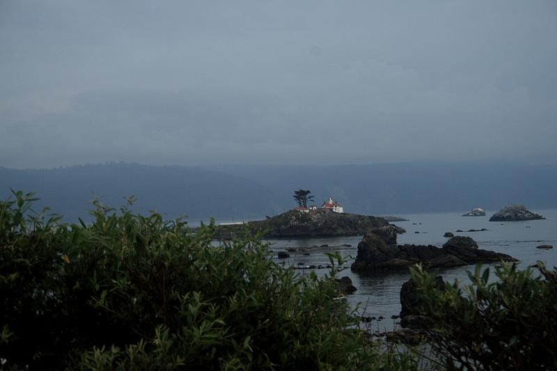 cal3874.JPG - Lighthouse in Crescent City