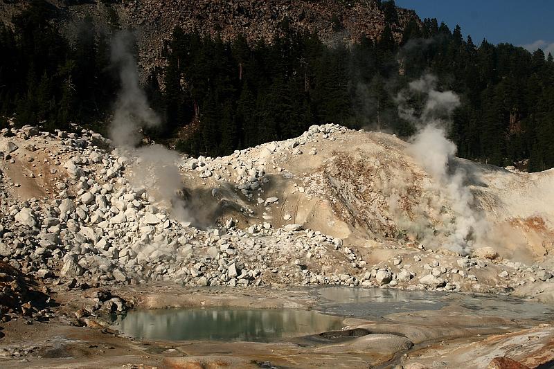 cal3956.JPG - Bumpass Hellin the Lassen National Park