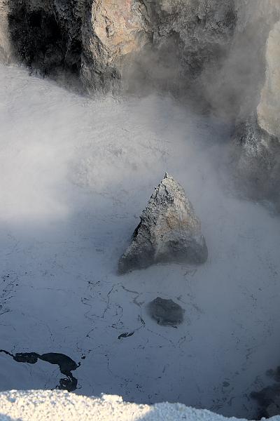 cal3958.JPG - Bumpass Hellin the Lassen National Park