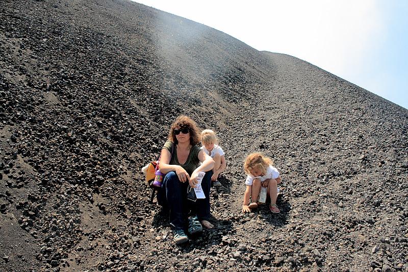 cal3964.JPG - Cinder Cone in the Lassen National Park