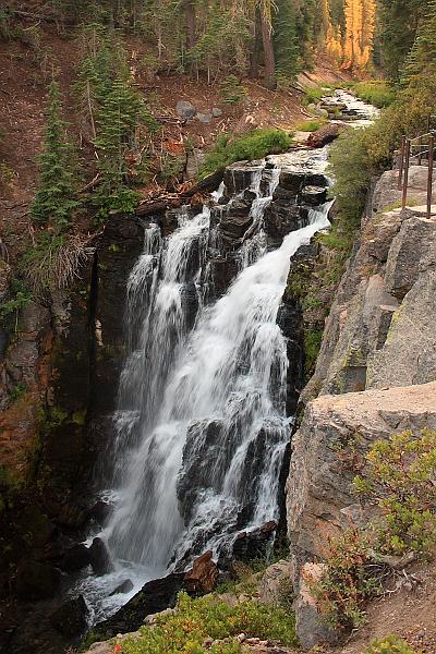 cal3976.JPG - Waterfalls in the Lassen National Park
