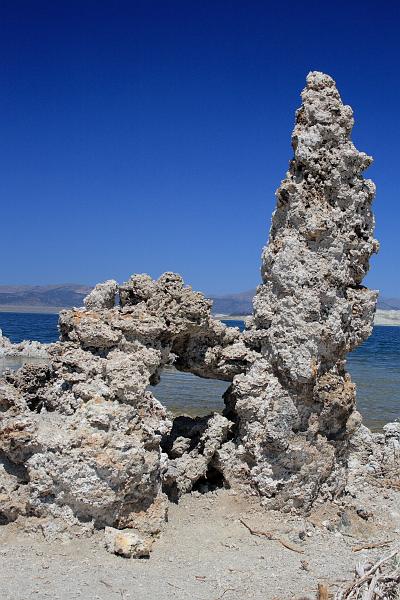 cal4019.JPG - Mono Lake - South Tufa Area