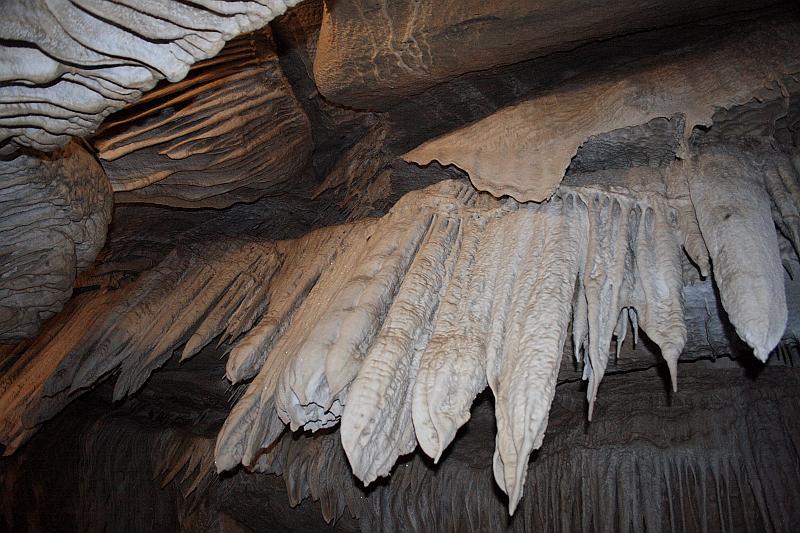 cal4082.JPG - Boyden Cavern in Kings Canyon