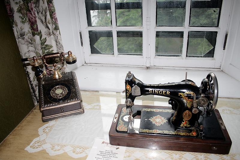 can2538.JPG - 1000 Islands, Singer Castle