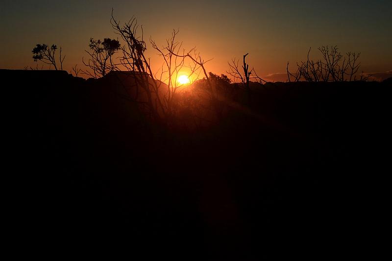 grand5573.JPG - Sunrise in the Grand Canyon