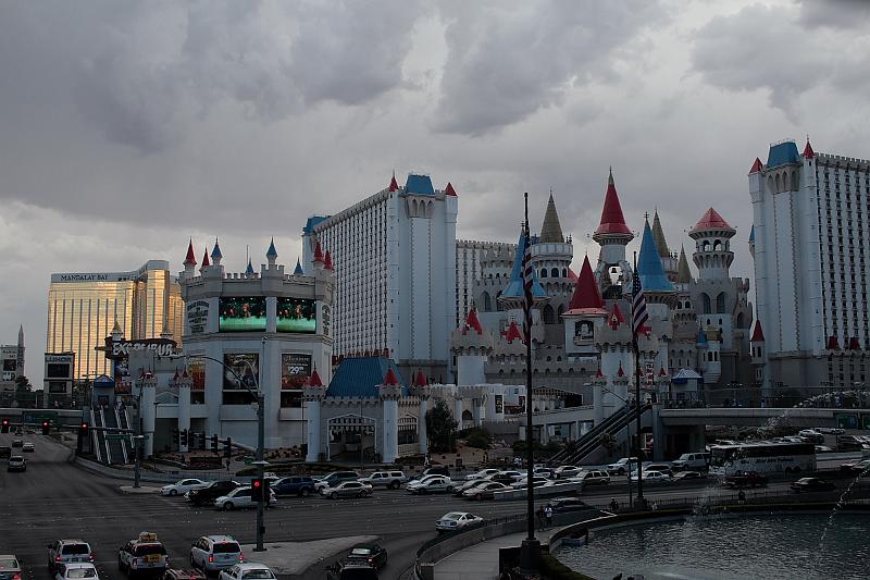 sed5358.JPG - Hotel Excalibur