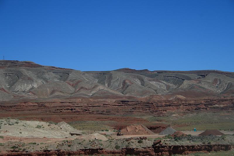 antilope5656.JPG - On the way to Muley Point