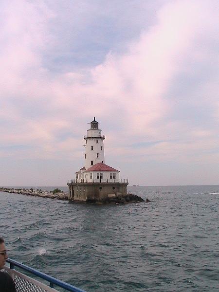 IMG_1707.jpg - Lighthouse near Chicago