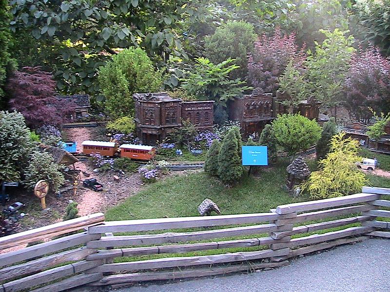 IMG_1910.jpg - Botanical Garden