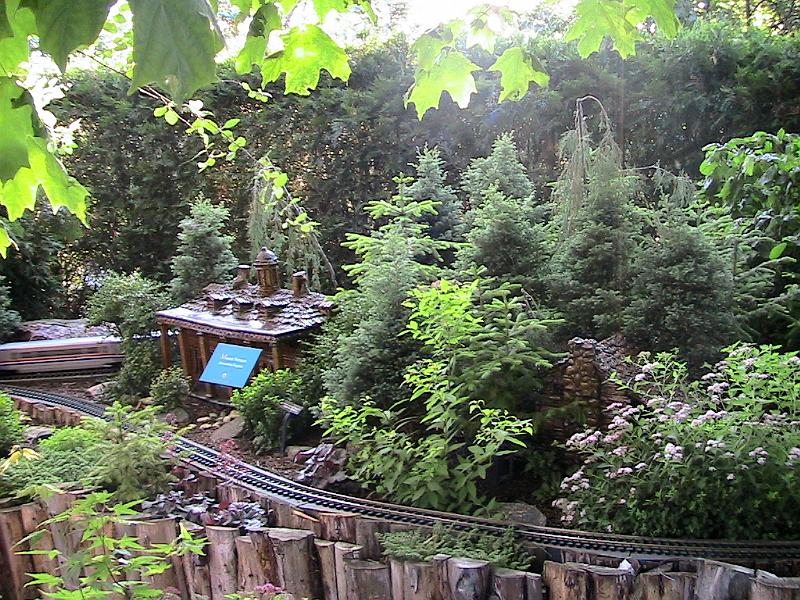 IMG_1919.jpg - Botanical Garden