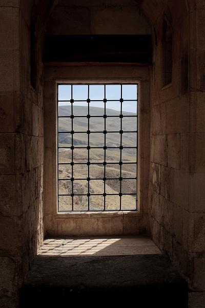 turkey0218.JPG - Ishak Pasha Palace in Dogubayazit
