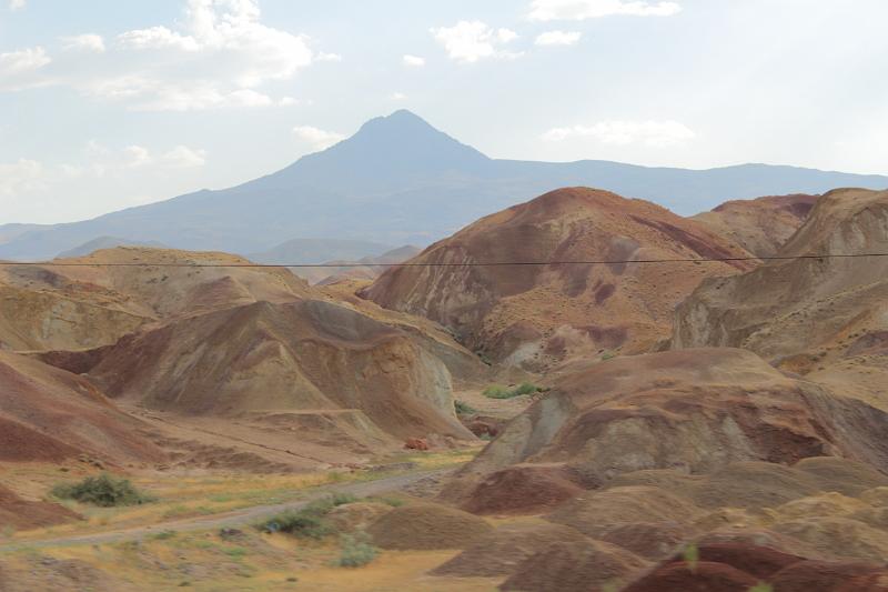 turkey0446.JPG - On the way to Dogubayazit