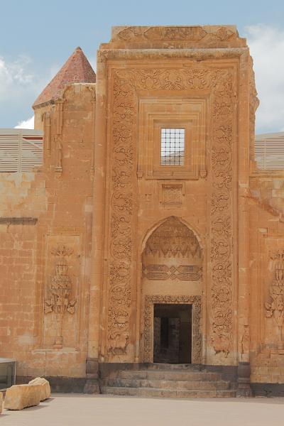 turkey0587.JPG - Ishak Pasha Palace in Dogubayazit