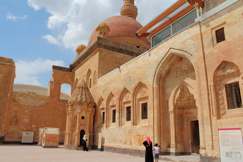turkey0588.JPG - Ishak Pasha Palace in Dogubayazit