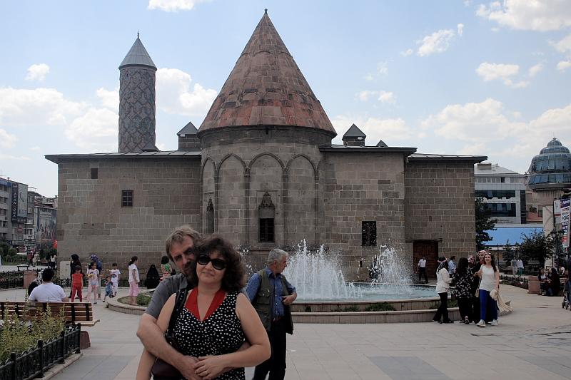 turkey0082.JPG - Fountains nearYakutiye Medrese in Erzurum