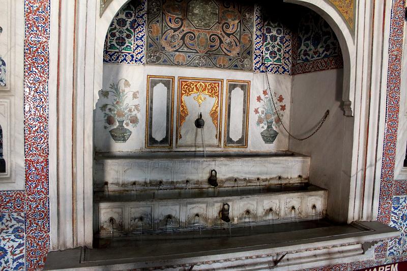 turkey0298.JPG - Topkapi Palace