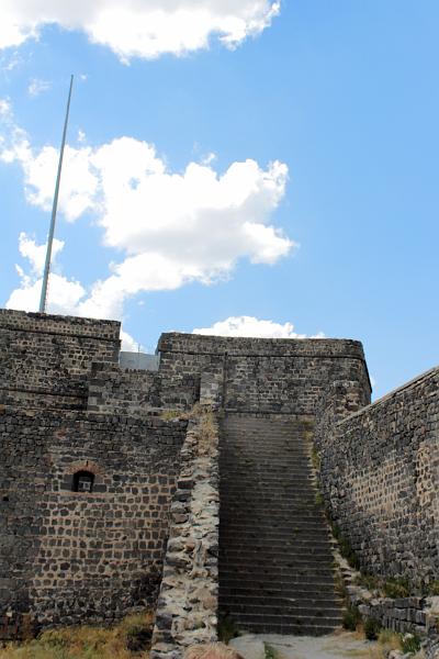 turkey0415.JPG - Kars Citadel
