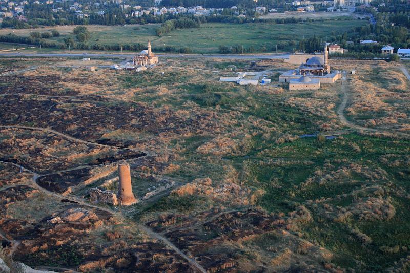 turkey0250.JPG - The Fortress of Van