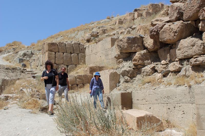 turkey0609.JPG - Ancient Urartian site of Cavustepe 