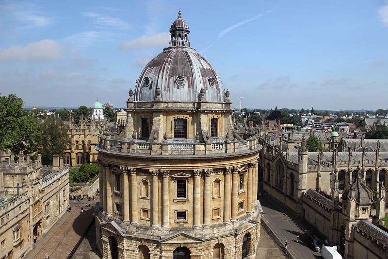 england039.JPG - View from the Oxford Cathedral