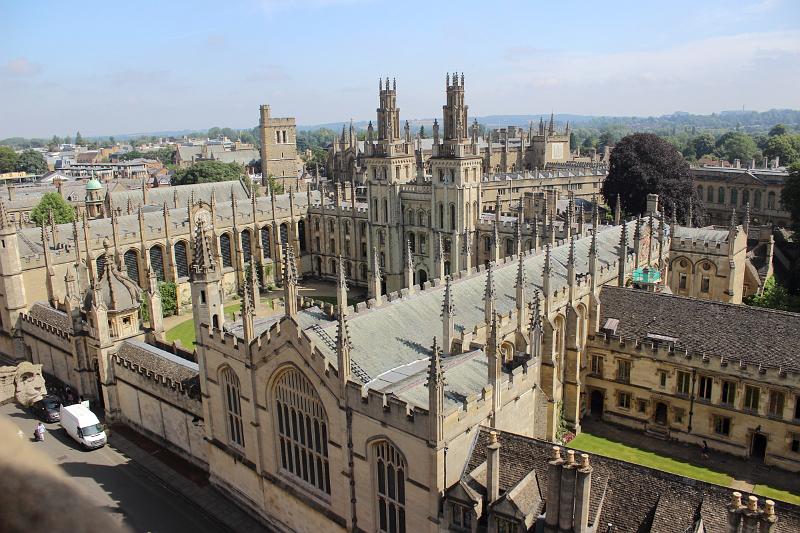 england040.JPG - All Souls College from the Oxford Cathedral