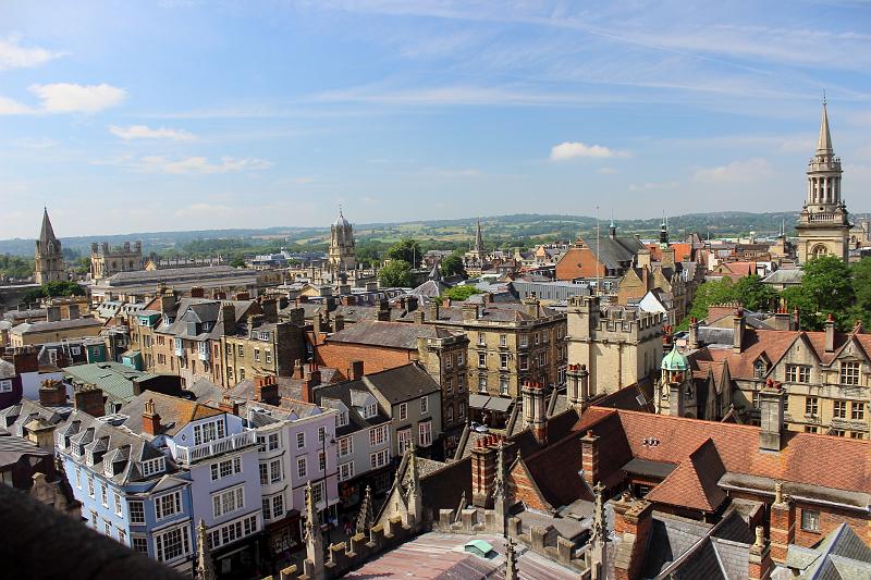 england044.JPG - View from the Oxford Cathedral