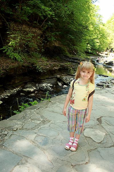 fing3524.JPG - Watkins Glen State Park