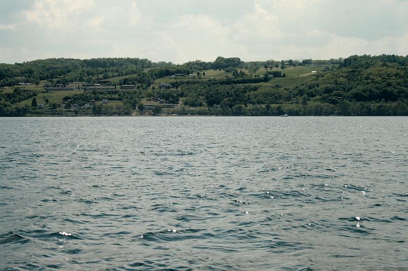 fing3550.JPG - Seneca Lake