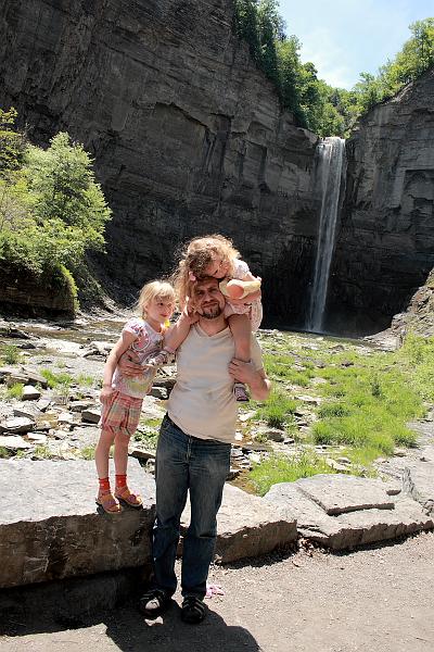 fing3597.JPG - Taughannock Falls State Park