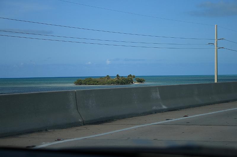 florid3283.JPG - Road to Key West