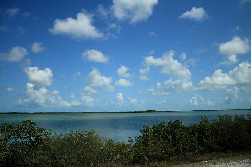 florid3286.JPG - Road to Key West