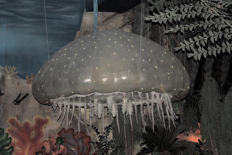 park4736.JPG - Restaurant T-Rex in Downtown Disney