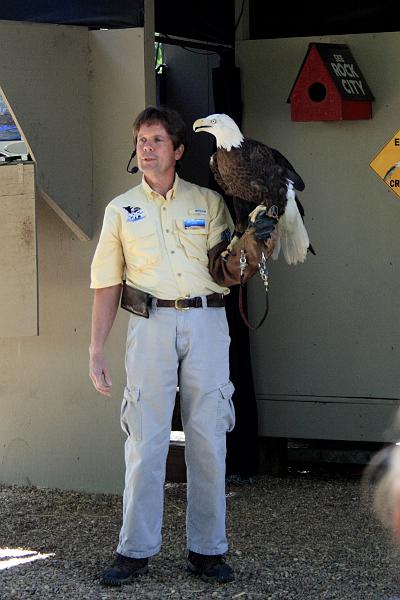 tenness6651.JPG - Bird Show in the Rock City Gardens, Georgia