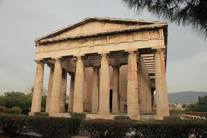 greece0039.JPG - Temple of Hephaistos in Ancient Agora