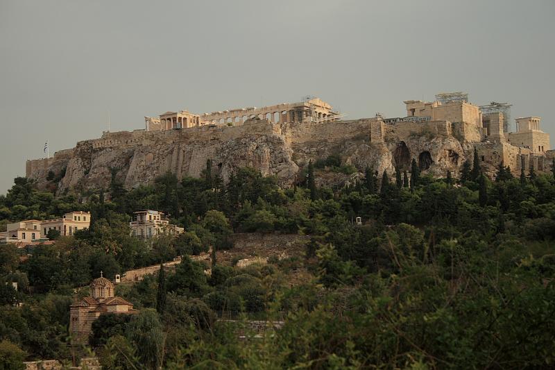 greece0043.JPG - View on Acropolis from Ancient Agora
