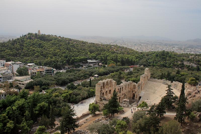 greece0076.JPG - Theater of Herodes Atticus and Hill of Muses